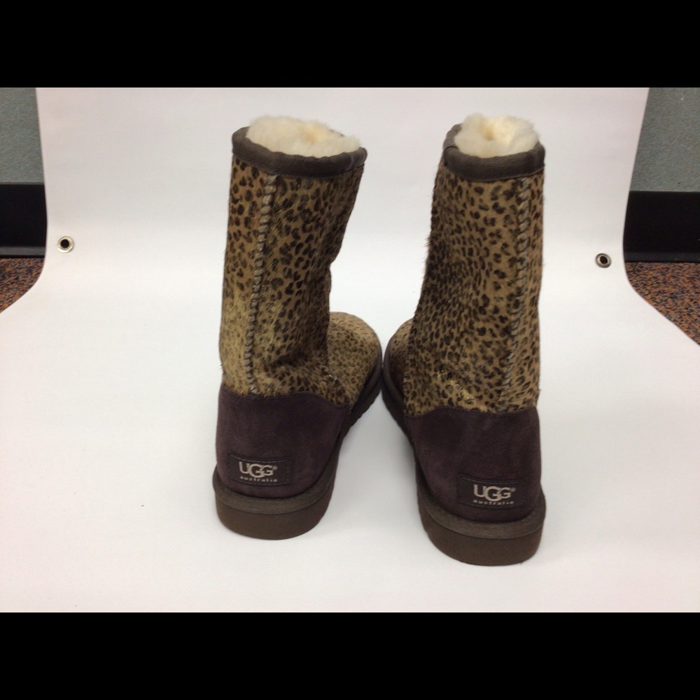 UGG - Picture 4 of 4